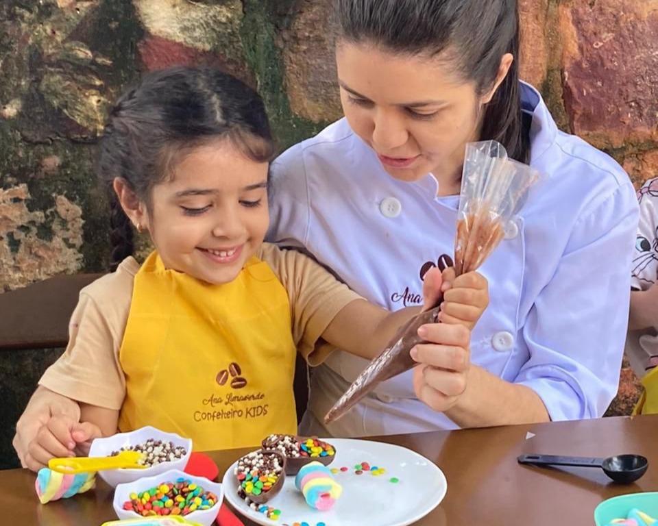 Cariri Shopping promove oficinas gratuitas e experiências criativas de páscoa para crianças