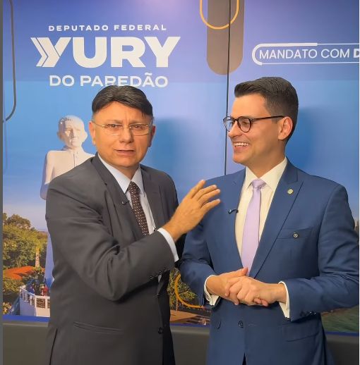 Vicente Aquino retira pré-candidatura à Câmara Federal e anuncia apoio a Yury do Paredão