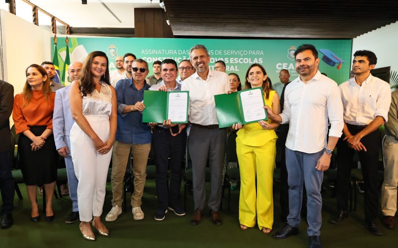Com investimento de R$ 106 milhões, governador Elmano assina ordens de serviço para construir 9 escolas em tempo integral