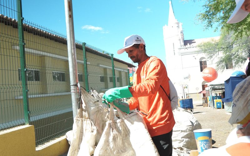 Catadores de material reciclável do Cariri avaliam avanços e cobram estrutura para grandes festas e romarias