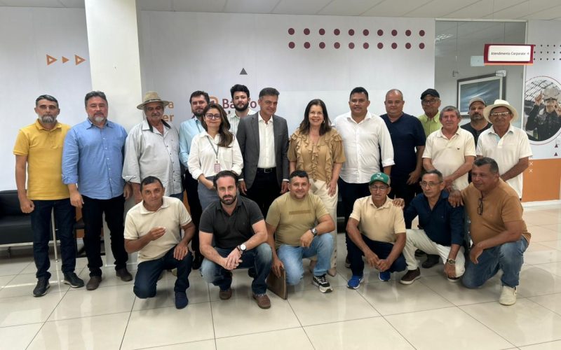 Deputado Fernando Santana lidera reuniões com produtores irrigados em Fortaleza