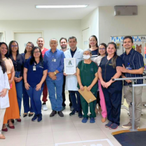Hospital Regional do Cariri recebe reconhecimento internacional por excelência no atendimento ao AVC