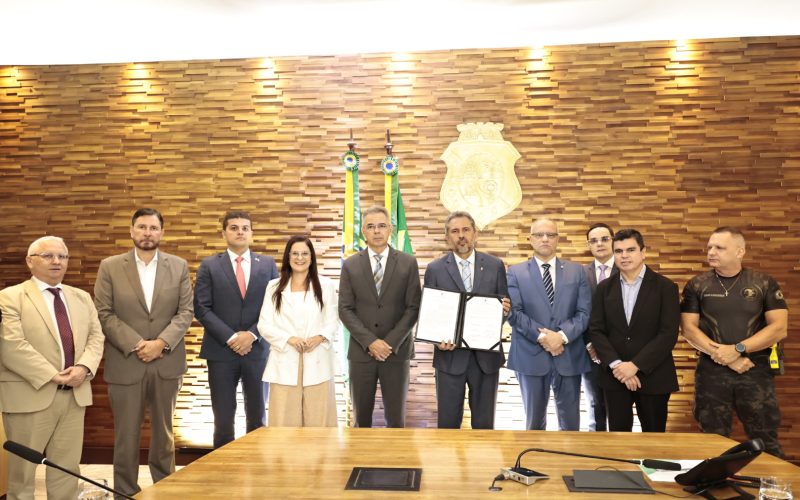 Governador Elmano de Freitas anuncia construção de quatro unidades prisionais, totalizando 5 mil vagas