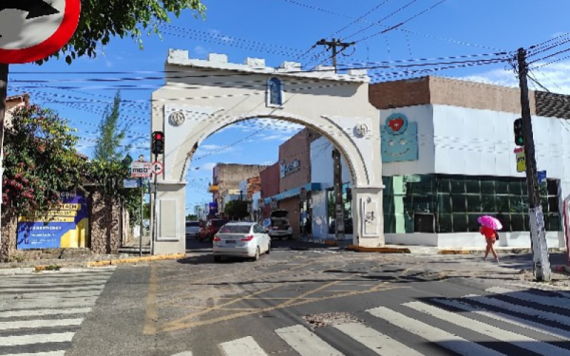 Rua Padre Cícero é interditada temporariamente para restauração do Arco dos Salesianos