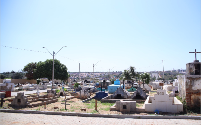 Cemitérios municipais de Juazeiro do Norte funcionarão das 6h às 20h no Dia de Finados