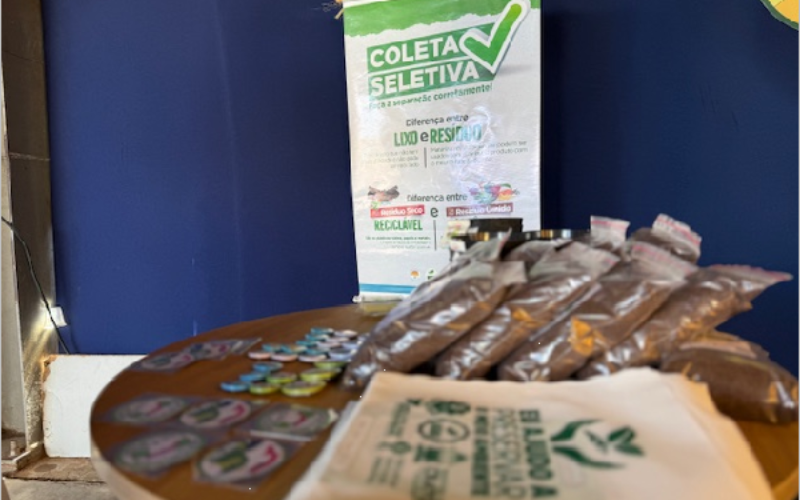 Secretaria do Meio Ambiente realiza ação educativa e distribui mudas na ExpoCrato