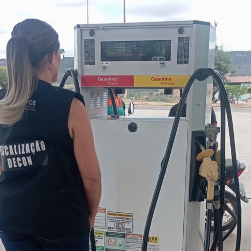 Decon autua 38 estabelecimentos por violação dos direitos dos consumidores na Região do Cariri