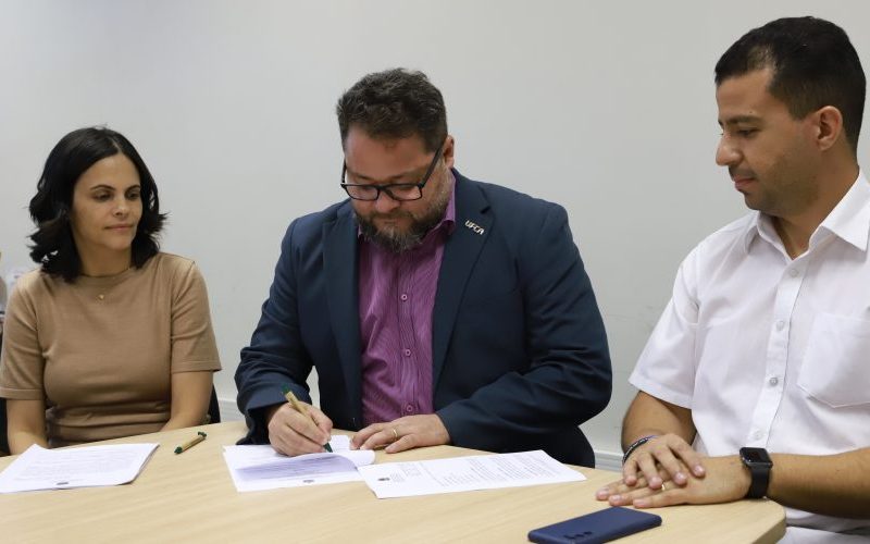 UFCA assina contrato para obras nos campi Crato e Juazeiro do Norte, orçadas em R$ 7 milhões