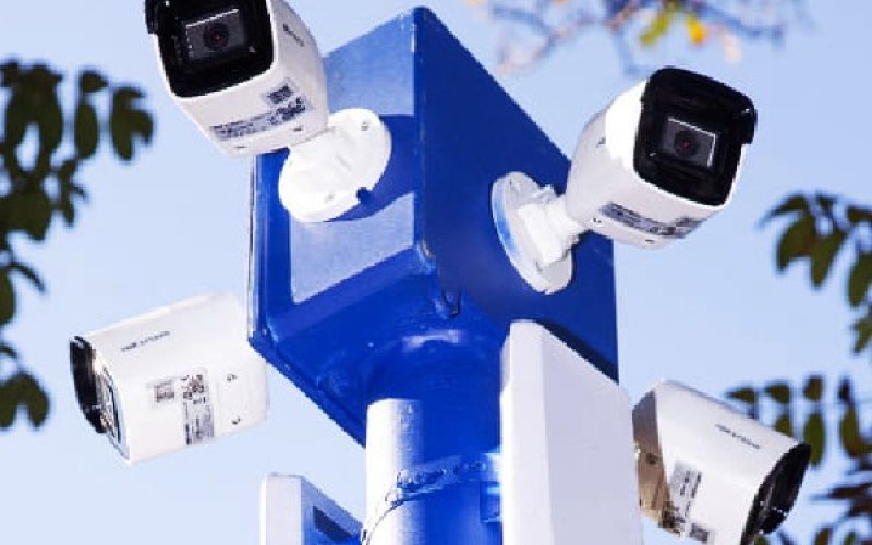 Mais proteção para a população: Praça da Sé recebe totem de videomonitoramento com botoeira de segurança