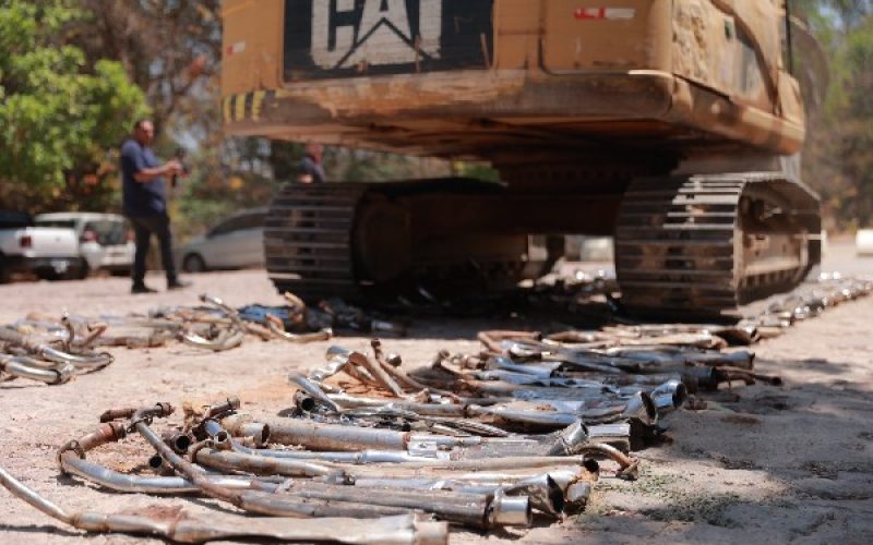 Prefeitura realiza destruição de descargas adulteradas e reforça ações contra perturbação sonora em Juazeiro do Norte