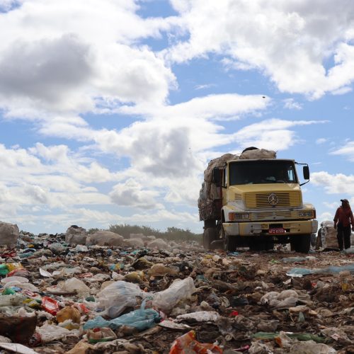 Cariri: 90% das cidades da região ainda descartam resíduos em lixões e espaços inadequados