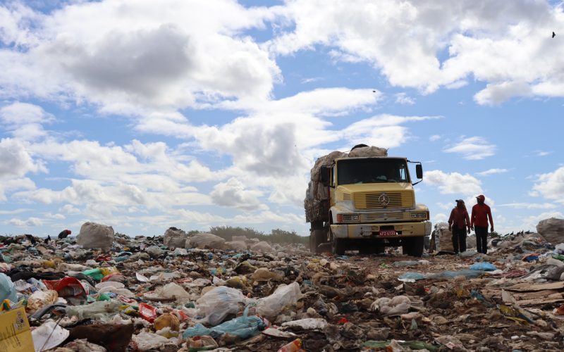 Cariri: 90% das cidades da região ainda descartam resíduos em lixões e espaços inadequados