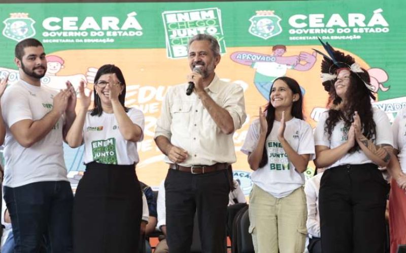“O maior orgulho do Ceará são os jovens da escola pública”, diz Elmano ao anunciar recorde de 27.690 aprovados no ensino superior