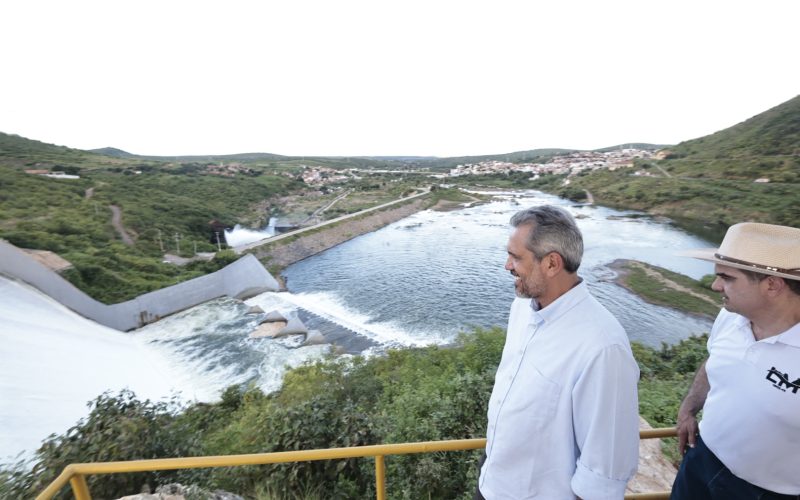 Governador Elmano sanciona lei que declara Açude Orós Bem de Destacada Relevância Cultural e institui o Dia Estadual do reservatório