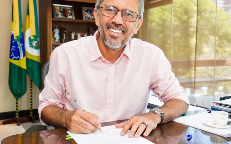 Governo do Ceará antecipa para dia 27 de outubro ponto facultativo referente ao dia do servidor público estadual