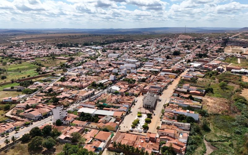 Obras de esgotamento sanitário beneficiam mais de 5 mil pessoas em Missão Velha