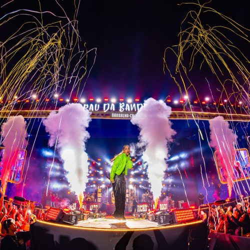 Michele Andrade agita o público com show eletrizante no Parque da Cidade, em Barbalha