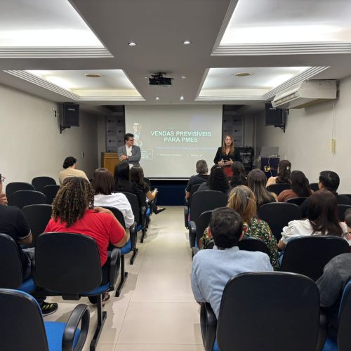 CDL Juazeiro do Norte promove workshop sobre estratégias para aumentar vendas