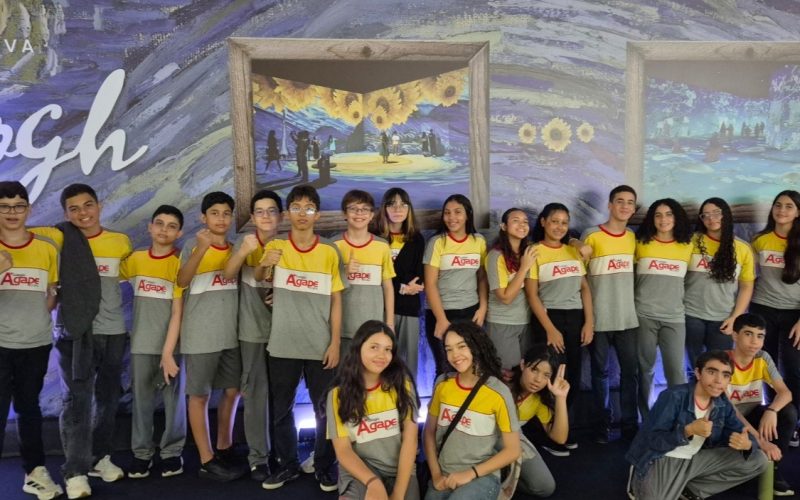 Estudantes participam de visita pedagógica à exposição Van Gogh & Impressionistas, no Cariri Shopping