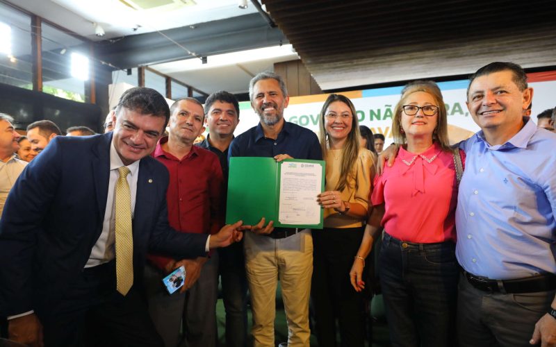 Mais de 130 mil cearenses de 41 municípios serão beneficiados com obras de abastecimento de água