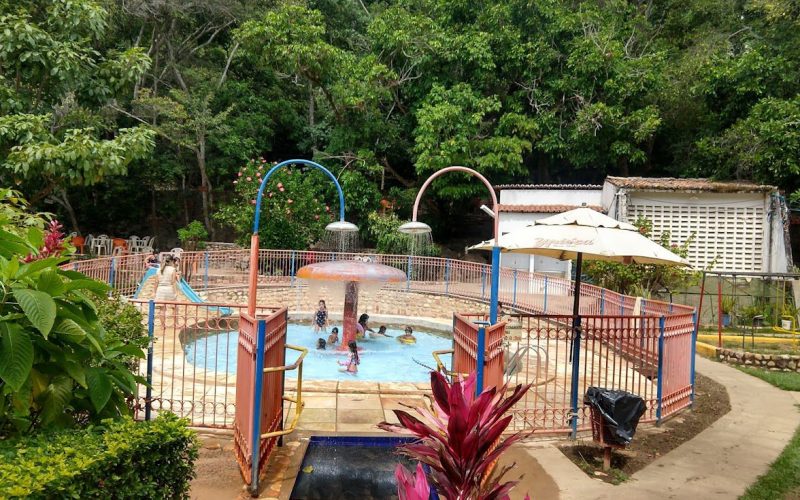 Fecomércio assumirá a gestão do Balneário do Caldas, Hotel das Fontes, Parque da Cidade e Casarão Hotel, em Barbalha