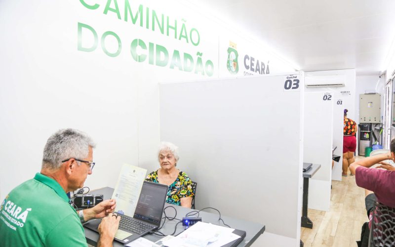 Caminhão do Cidadão oferta serviços em Juazeiro do Norte e Brejo Santo esta semana