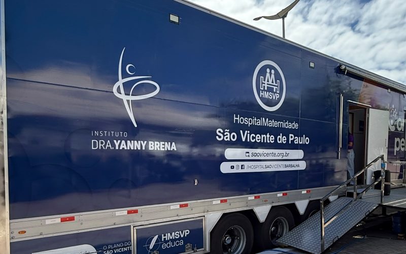 Instituto Dra. Yanny Brena promove ação de saúde com a Carreta Conectados Pela Cura em mais um bairro de Juazeiro do Norte