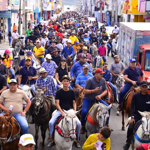 Tradicional cavalgada da Vaquejada de Juazeiro do Norte terá novo horário este ano