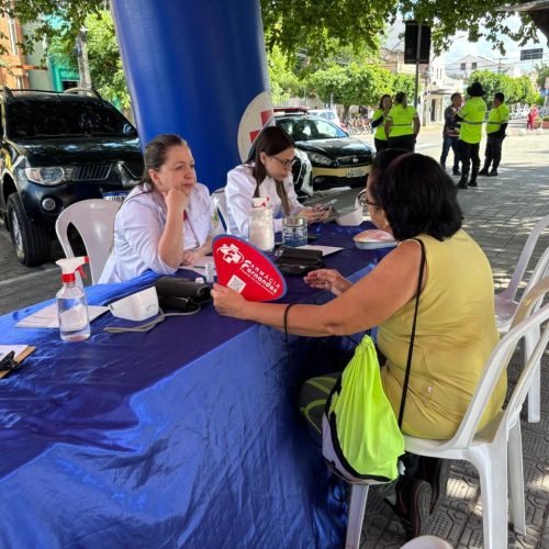 CDL Juazeiro do Norte realiza ação social em alusão ao Dia do Consumidor