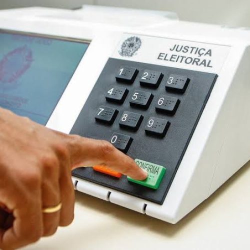 Juazeiro do Norte fará carga das 797 Urnas Eletrônicas que serão usadas no município