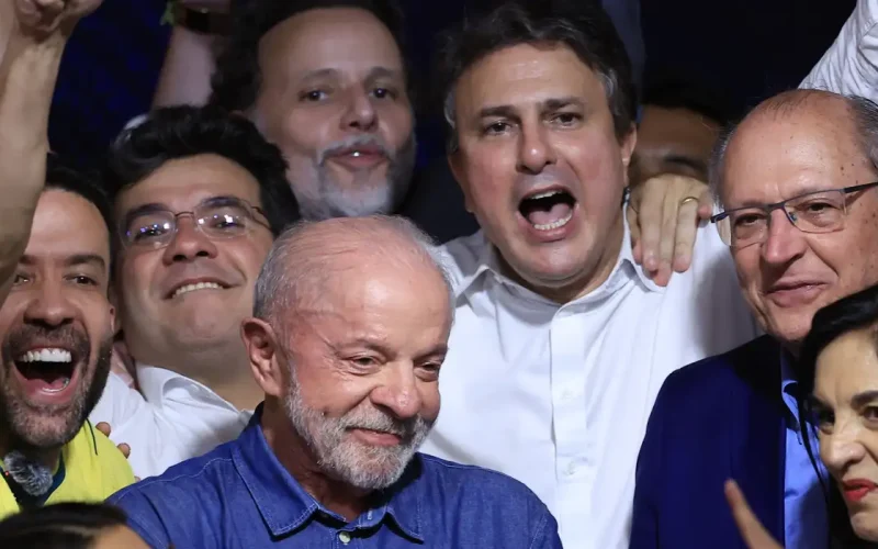 Nas redes sociais, líderes latino-americanos saúdam Lula pela vitória