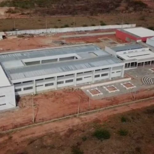 Governo do Ceará e Ministério da Educação inauguram nova escola e entregam tablets nesta segunda-feira (9), em Missão Velha