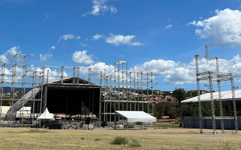 Expocrato 2025 tem área gratuita com acesso direto à frente do palco; veja como funciona