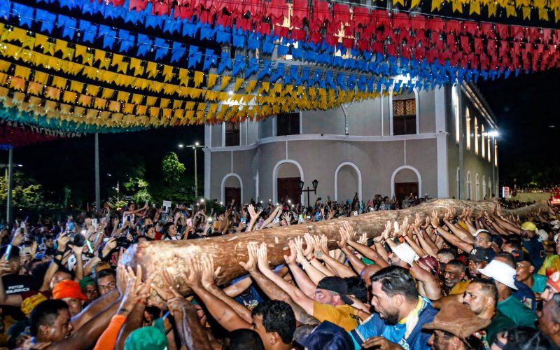 Festa do Pau da Bandeira de Santo Antônio 2026 recebe cerca de 400 mil visitantes e abre os festejos juninos do Cariri
