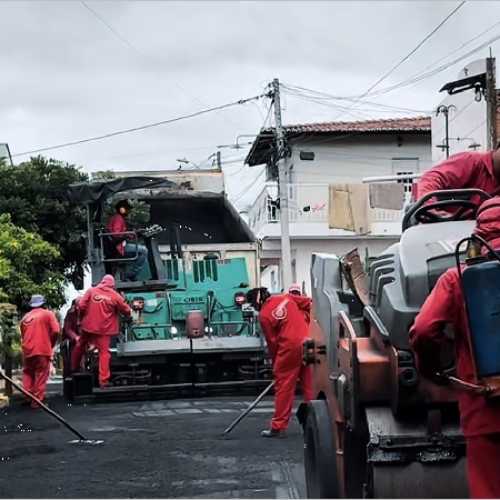 Oito ruas do distrito de Ponta da Serra recebem asfaltamento, através do programa Novos Caminhos do Crato