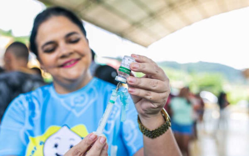 Vacinação contra a gripe será liberada para todos os públicos a partir desta terça, 20